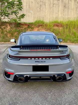 PORSCHE-911-2023
