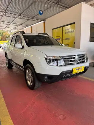 RENAULT DUSTER 1.6 EXPRESSION 4X2 16V FLEX 4P MANUAL RENAULT DUSTER 1.6 EXPRESSION 4X2 16V FLEX 4P MANUAL