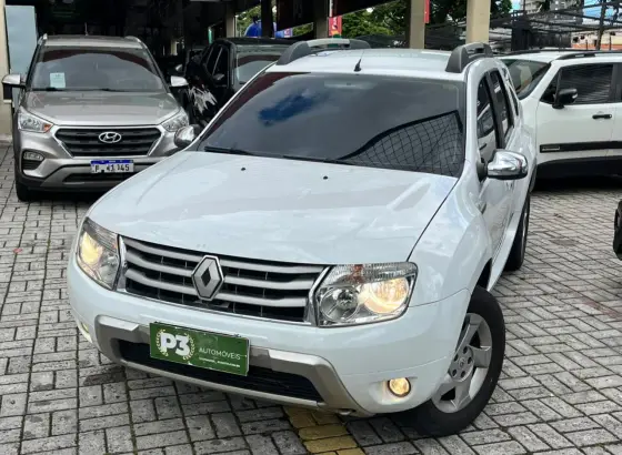 RENAULT DUSTER 2.0 DYNAMIQUE 4X2 16V FLEX 4P AUTOMÁTICO