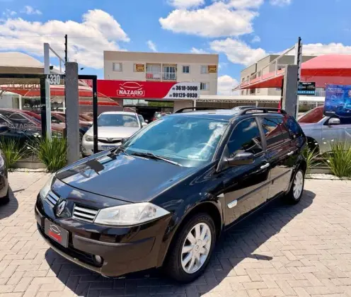 RENAULT MEGANE 1.6 DYNAMIQUE GRAND TOUR 16V FLEX 4P MANUAL RENAULT MEGANE 1.6 DYNAMIQUE GRAND TOUR 16V FLEX 4P MANUAL