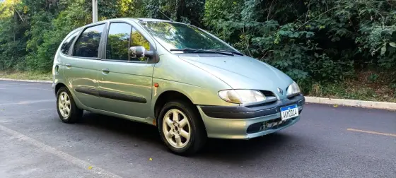 RENAULT SCÉNIC 2.0 RXE EGEUS 8V GASOLINA 4P MANUAL RENAULT SCÉNIC 2.0 RXE EGEUS 8V GASOLINA 4P MANUAL