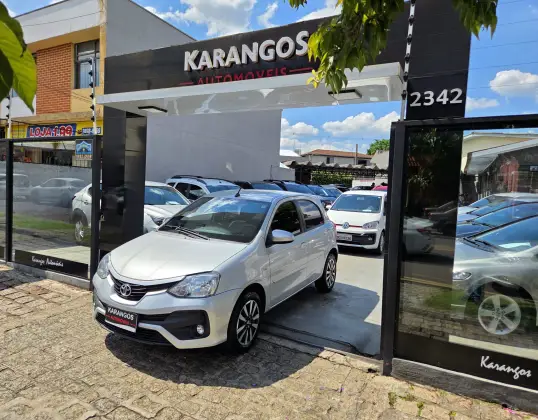 TOYOTA ETIOS 1.5 XS 16V FLEX 4P AUTOMÁTICO TOYOTA ETIOS 1.5 XS 16V FLEX 4P AUTOMÁTICO