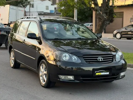 TOYOTA FIELDER 1.8 16V GASOLINA 4P AUTOMÁTICO TOYOTA FIELDER 1.8 16V GASOLINA 4P AUTOMÁTICO