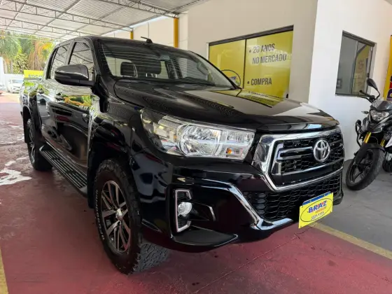 TOYOTA HILUX 2.7 SRV 4X2 CD 16V FLEX 4P AUTOMÁTICO