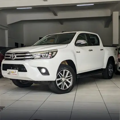 TOYOTA HILUX 2.8 SRX 4X4 CD 16V DIESEL 4P AUTOMÁTICO