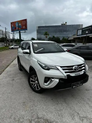 TOYOTA HILUX SW4 2.8 SRX 4X4 16V TURBO INTERCOOLER DIESEL 4P AUTOMÁTICO