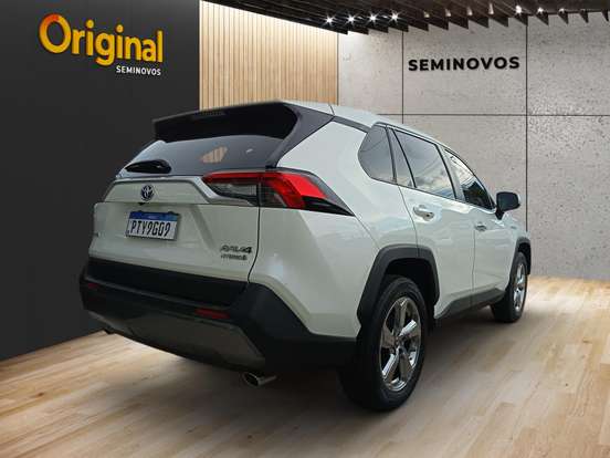 TOYOTA-RAV4-2020