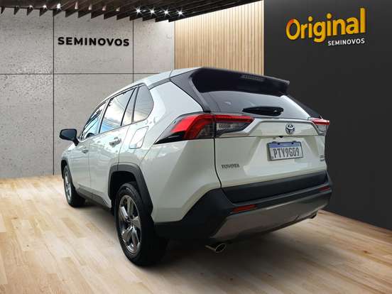TOYOTA-RAV4-2020