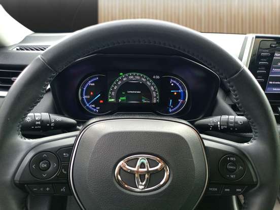 TOYOTA-RAV4-2020