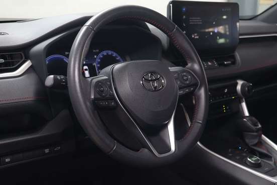 TOYOTA-RAV4-2024