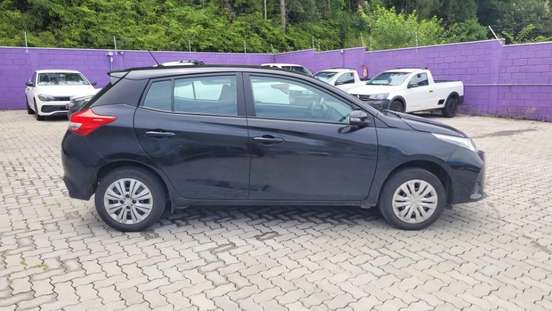 TOYOTA-YARIS-2024