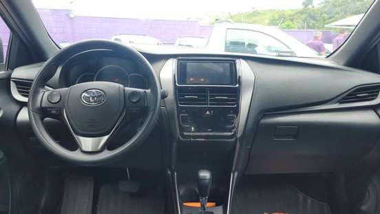 TOYOTA-YARIS-2024