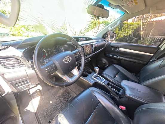 TOYOTA-HILUX-2.8 SRV 4X4 CD 16V DIESEL 4P AUTOMÁTICO TOYOTA-HILUX-2018