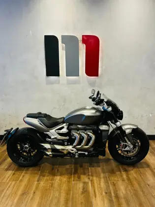 TRIUMPH ROCKET III R 