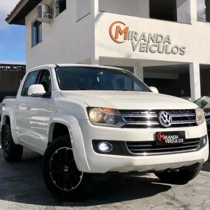 VOLKSWAGEN AMAROK 2.0 HIGHLINE 4X4 CD 16V TURBO INTERCOOLER DIESEL 4P AUTOMÁTICO VOLKSWAGEN AMAROK 2.0 HIGHLINE 4X4 CD 16V TURBO INTERCOOLER DIESEL 4P AUTOMÁTICO