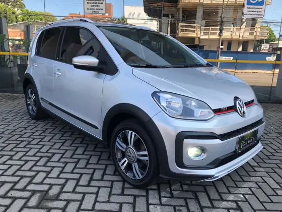 VOLKSWAGEN CROSS UP 1.0 TSI 12V FLEX 4P MANUAL