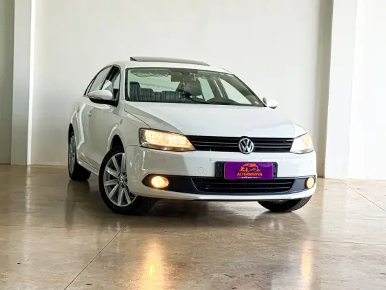 VOLKSWAGEN JETTA 2.0 COMFORTLINE FLEX 4P TIPTRONIC VOLKSWAGEN JETTA 2.0 COMFORTLINE FLEX 4P TIPTRONIC