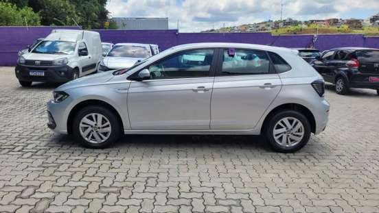 VOLKSWAGEN-POLO-2024
