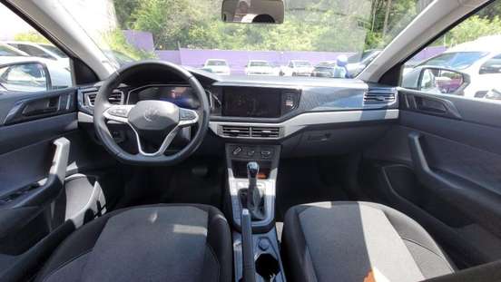 VOLKSWAGEN-POLO-2024