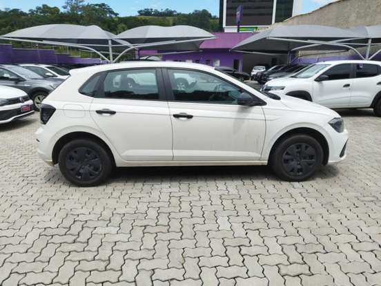 VOLKSWAGEN-POLO-2023