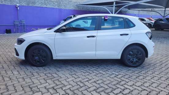 VOLKSWAGEN-POLO-2024