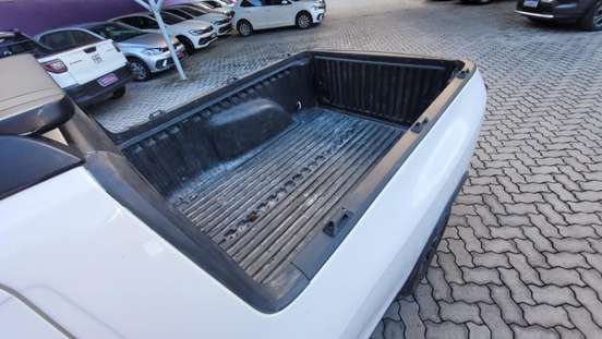 VOLKSWAGEN-SAVEIRO-2024