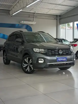 VOLKSWAGEN T-CROSS 1.0 200 TSI TOTAL FLEX COMFORTLINE AUTOMÁTICO