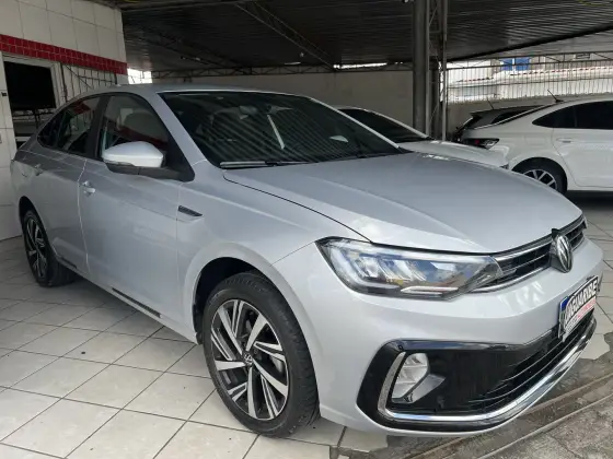VOLKSWAGEN VIRTUS 1.0 200 TSI HIGHLINE AUTOMÁTICO