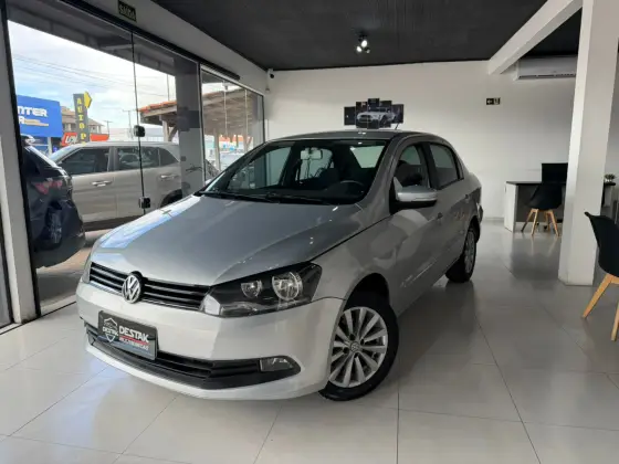 VOLKSWAGEN VOYAGE 1.0 MI TRENDLINE 8V FLEX 4P MANUAL VOLKSWAGEN VOYAGE 1.0 MI TRENDLINE 8V FLEX 4P MANUAL