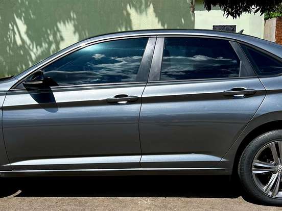 VOLKSWAGEN-JETTA-1.4 250 TSI TOTAL FLEX R-LINE TIPTRONIC VOLKSWAGEN-JETTA-2018