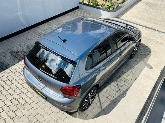 VOLKSWAGEN-POLO-2024