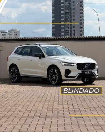 VOLVO XC60 2.0 T8 PHEV ULTRA DARK AWD GEARTRONIC
