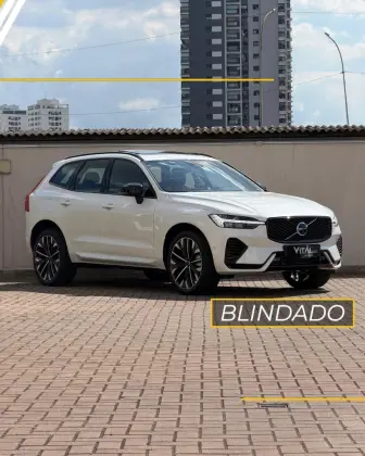 VOLVO XC60 2.0 T8 PHEV ULTRA DARK AWD GEARTRONIC VOLVO XC60 2.0 T8 PHEV ULTRA DARK AWD GEARTRONIC