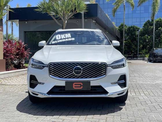 VOLVO XC60 2.0 T8 PHEV ULTRA AWD GEARTRONIC