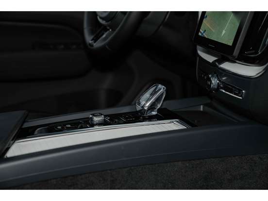 VOLVO-XC60-2.0 T8 PHEV ULTRA AWD GEARTRONIC VOLVO-XC60-2025