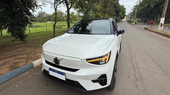 VOLVO XC40 2023 P8 RECHARGE TWIN ELECTRIC ULTIMATE AWD