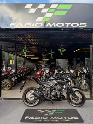 YAMAHA MT-03 ABS YAMAHA MT-03 ABS