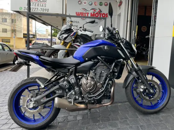 YAMAHA MT-07 ABS 