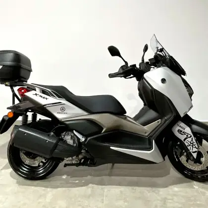 YAMAHA XMAX 250 CONNECTED ABS YAMAHA XMAX 250 CONNECTED ABS