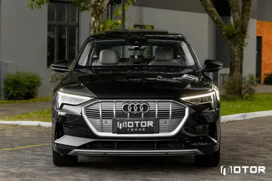 AUDI E-TRON ELÉTRICO SPORTBACK PERFORMANCE BLACK QUATTRO AUDI E-TRON ELÉTRICO SPORTBACK PERFORMANCE BLACK QUATTRO