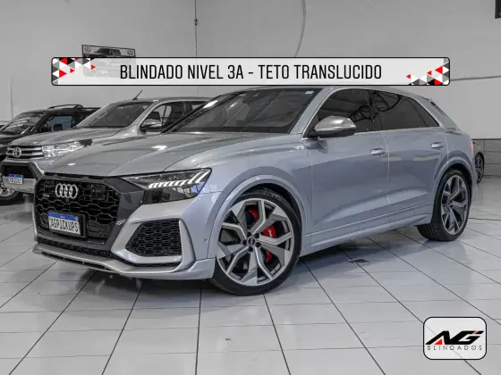 AUDI RS Q8 4.0 V8 TWINTURBO MHEV TIPTRONIC
