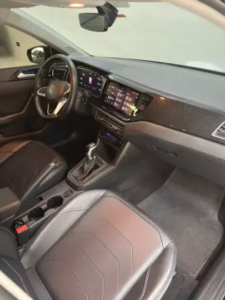 /en/city/cate-car-used-car/bmw-320i-2024-2-0-16v-turbo-flex-m-sport-automatic-44079601439344640/-10