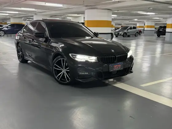 BMW 320i 2.0 16V TURBO GASOLINA M SPORT AUTOMÁTICO