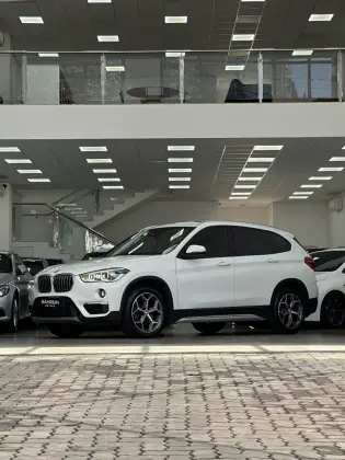 BMW X1 2.0 16V TURBO ACTIVEFLEX SDRIVE20I X-LINE 4P AUTOMÁTICO BMW X1 2.0 16V TURBO ACTIVEFLEX SDRIVE20I X-LINE 4P AUTOMÁTICO