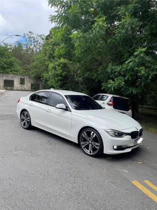 BMW 320i 2.0 MODERN 16V TURBO GASOLINA 4P AUTOMÁTICO