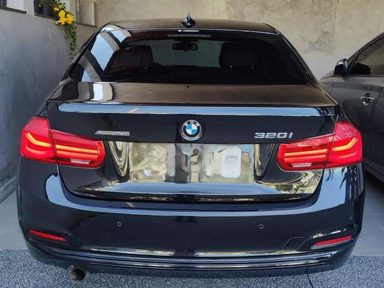 BMW-320i-2.0 SPORT GP 16V TURBO ACTIVE FLEX 4P AUTOMÁTICO BMW-320i-2016