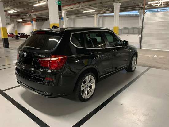 BMW-X3-2010