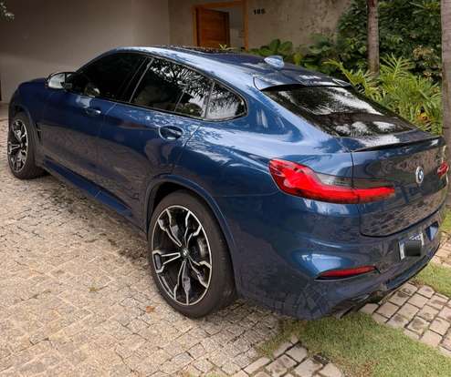 BMW-X4-2021
