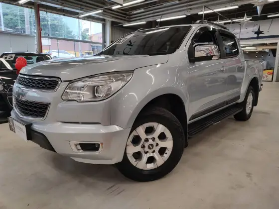 CHEVROLET S10 2.4 LTZ 4X2 CD 8V FLEX 4P MANUAL CHEVROLET S10 2.4 LTZ 4X2 CD 8V FLEX 4P MANUAL