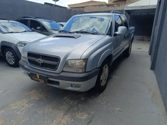 CHEVROLET S10 2.8 EXECUTIVE 4X4 CD 12V TURBO ELECTRONIC INTERCOOLER DIESEL 4P MANUAL